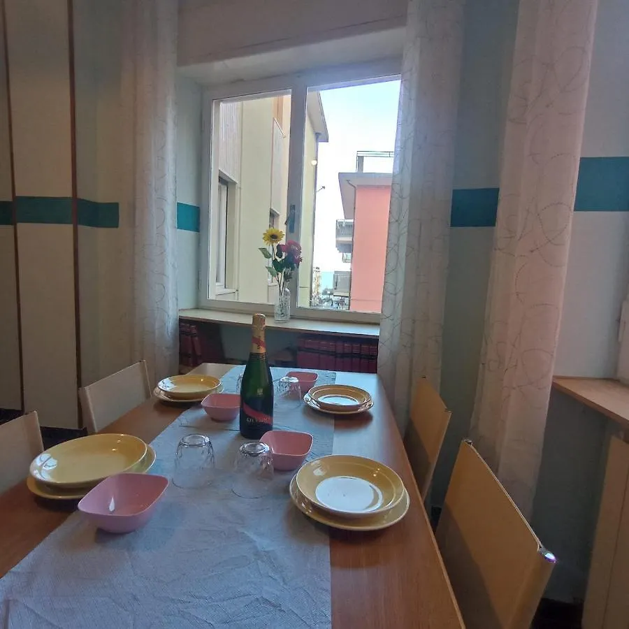 Apartment Appartamento Bergamo Laigueglia Italy
